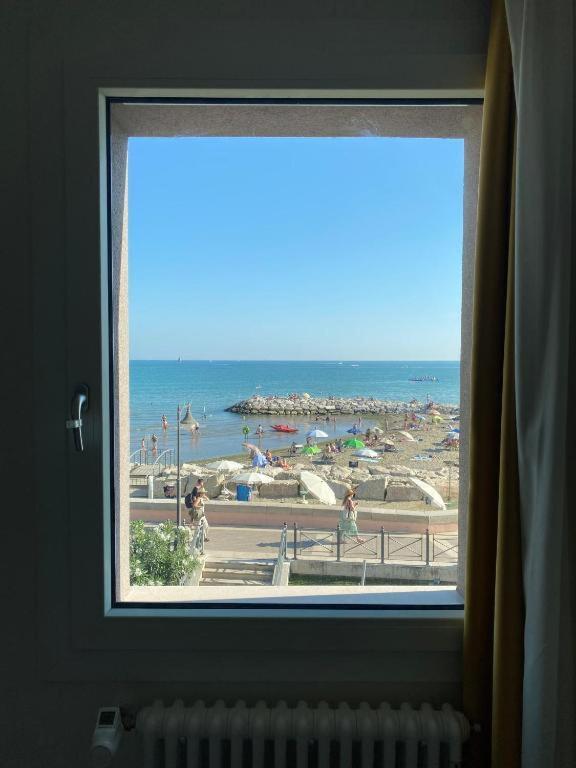 Nuovo Residence Serenissima Frontemare - Agenzia Cocal Caorle Exterior foto